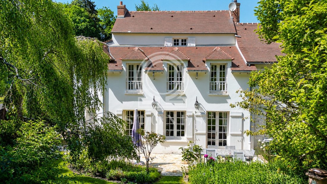House in Le Plateau, Louveciennes, France 1 - 17456348