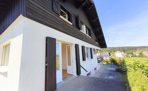 Maison à Vaux-et-Chantegrue, Bourgogne-Franche-Comté, France 1