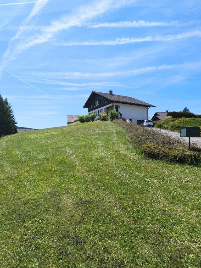 House in Vaux-et-Chantegrue, Bourgogne – Franche-Comté, France 2 - 18389952