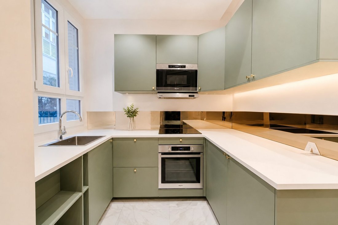 Apartment in Bois de Boulogne, Paris 16e Arrondissement, Paris 4 - 18389906