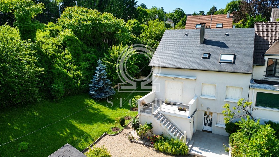 House in Centre Ville - Jonchère, Bougival, France 1 - 17426409