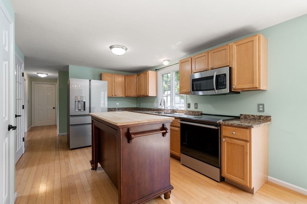 Northbridge, Massachusetts, United States 2 - 18389700