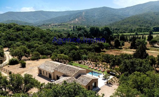 House in La Môle, Provence-Alpes-Côte d'Azur, France 1