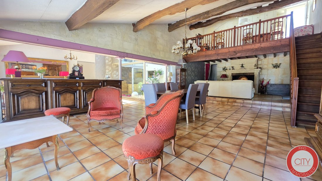 House in Saint-Sulpice-de-Faleyrens, Nouvelle-Aquitaine, France 3 - 18389926