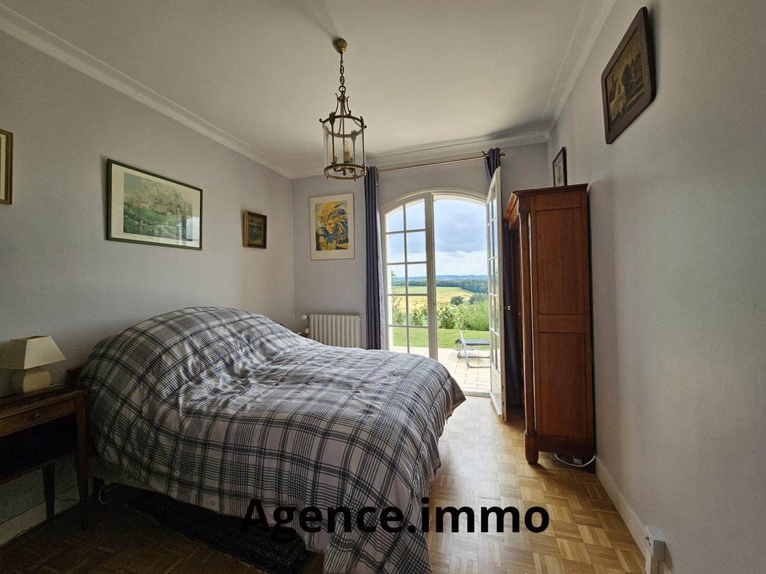 House in Le Mont-Saint-Adrien, Hauts-de-France, France 5 - 18389954