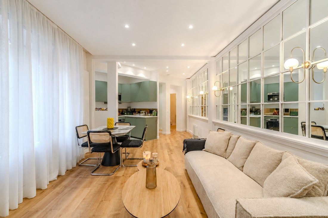 Apartment in Bois de Boulogne, Paris 16e Arrondissement, Paris 3 - 18389906