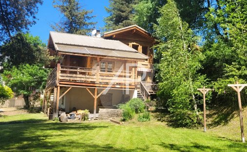 Chalet in Saint-Chaffrey, Provence-Alpes-Côte d'Azur, France 1