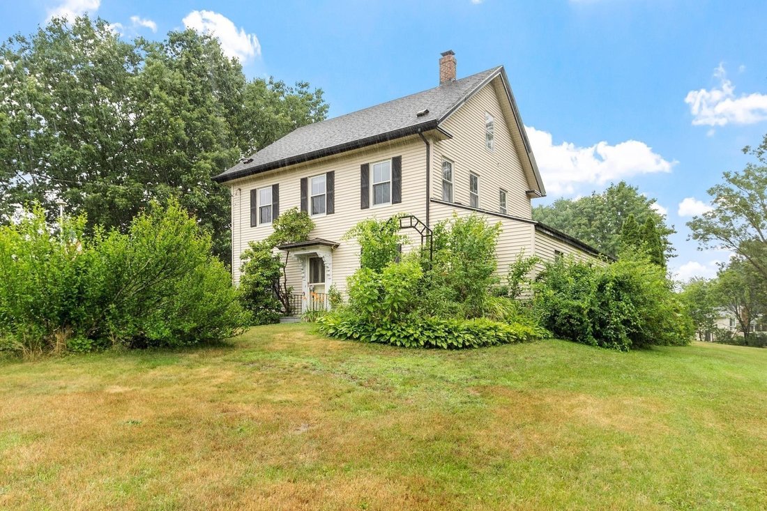 House in Billerica, Massachusetts, United States 1 - 18390043