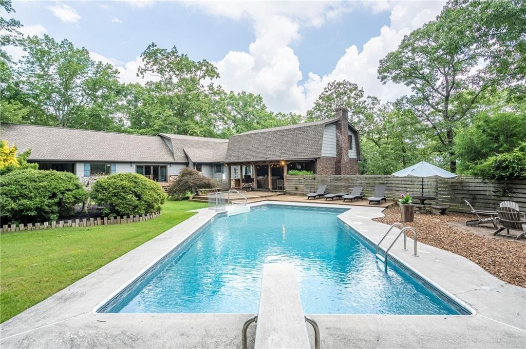 House in Summerville, Georgia, United States 2 - 18390038