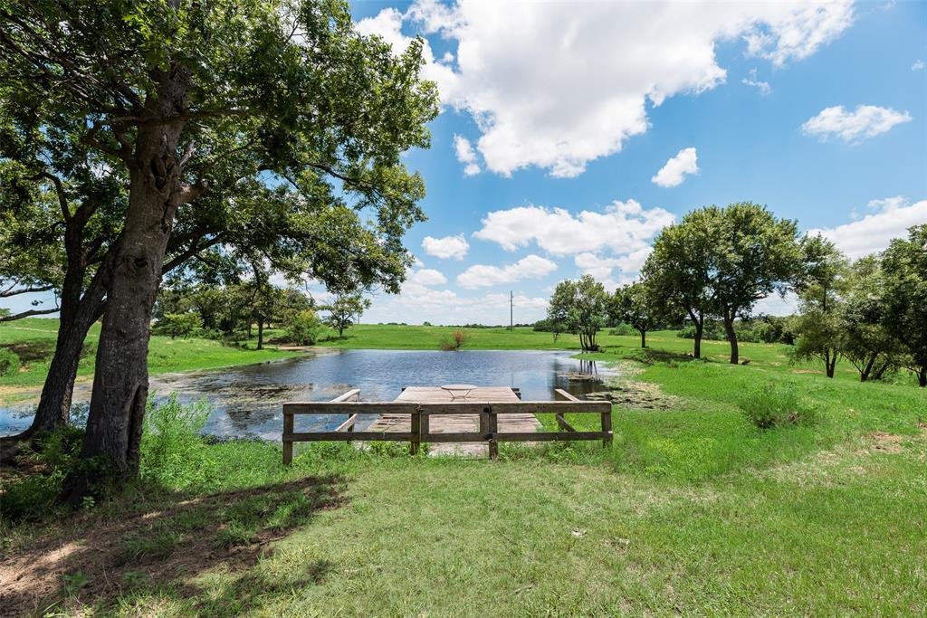 House in Bells, Texas, United States 1 - 18390033