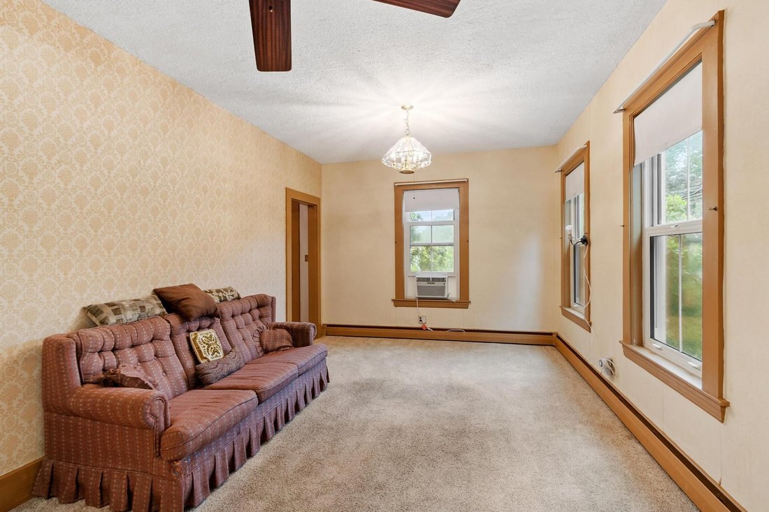 House in Billerica, Massachusetts, United States 3 - 18390043