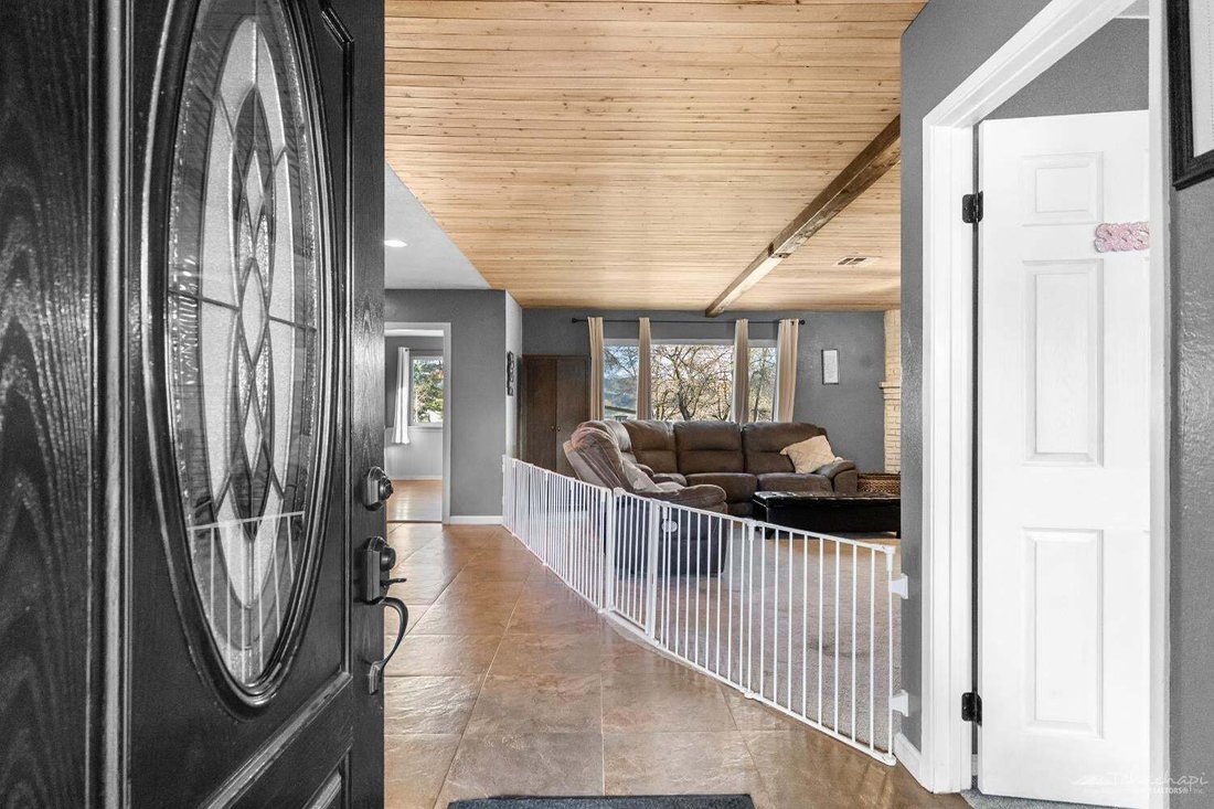 House in Tehachapi, California, United States 5 - 18390101