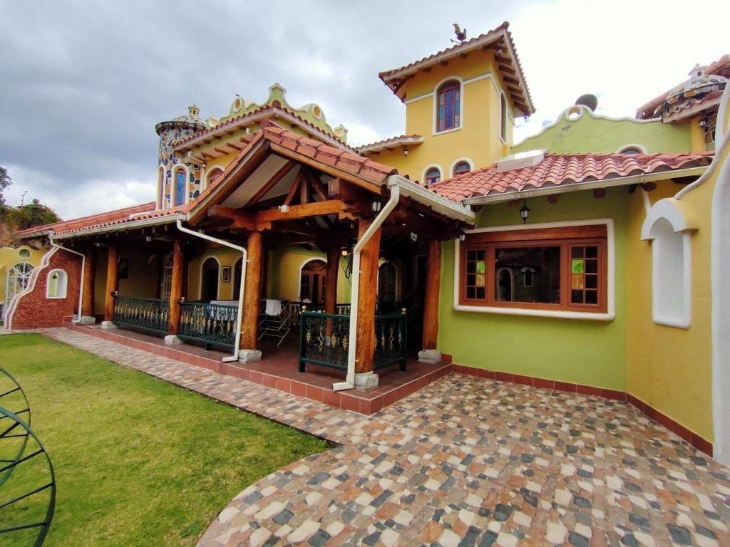 Haus in Quito, Provinz Pichincha, Ecuador 4 - 18390096