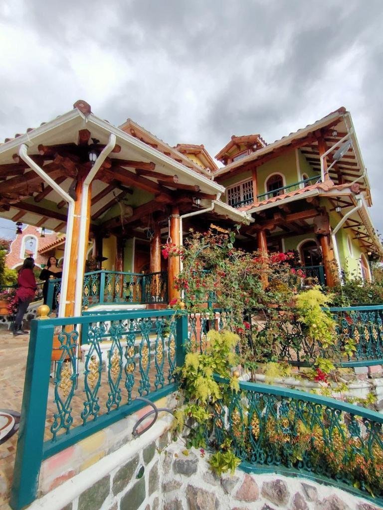 Haus in Quito, Provinz Pichincha, Ecuador 3 - 18390096