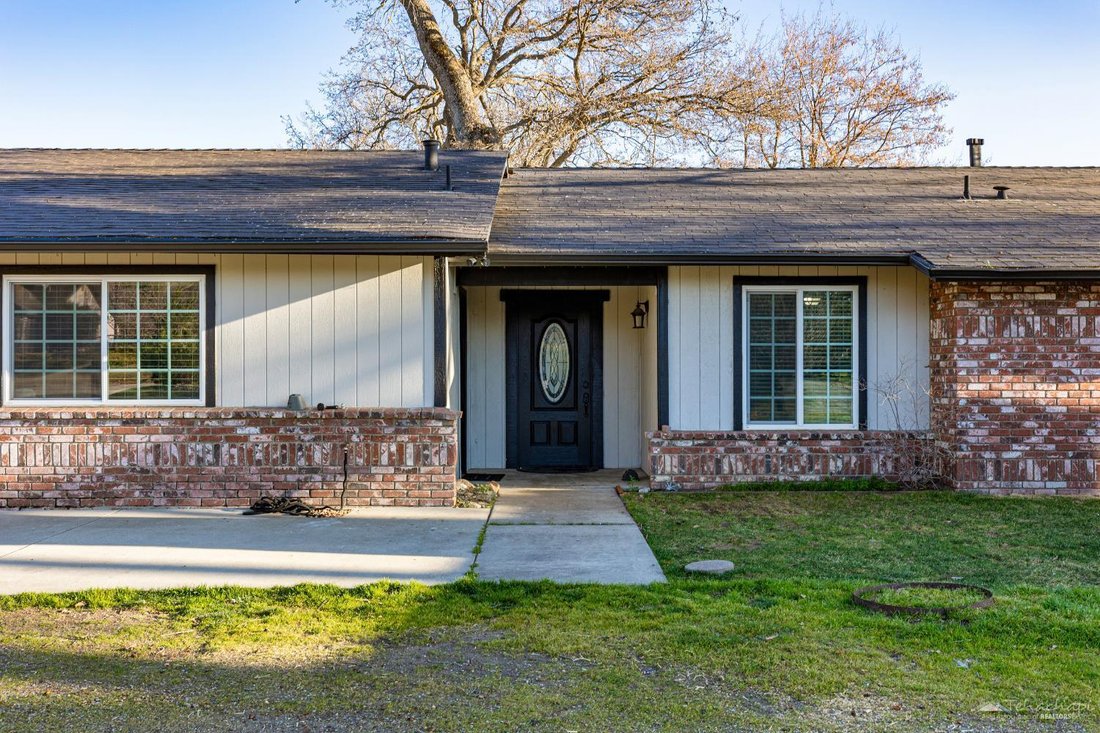 House in Tehachapi, California, United States 4 - 18390101