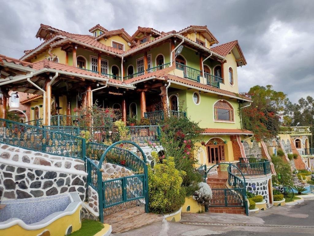 Haus in Quito, Provinz Pichincha, Ecuador 1 - 18390096