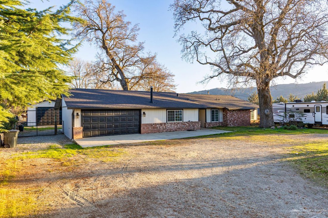 House in Tehachapi, California, United States 1 - 18390101