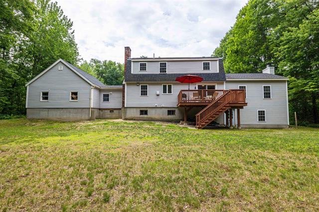 House in Hooksett, New Hampshire, United States 3 - 18390103