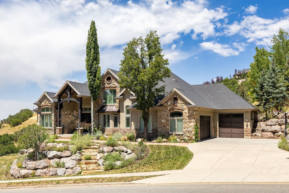House in Bountiful, Utah, United States 1 - 18390203
