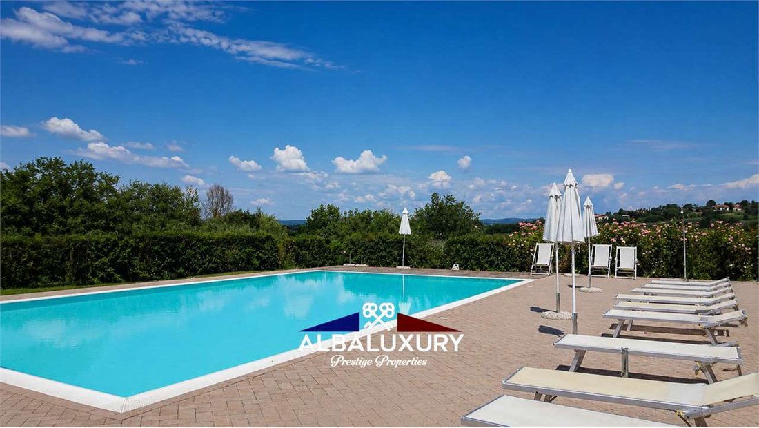 Villa in Foiano della Chiana, Tuscany, Italy 3 - 18380339