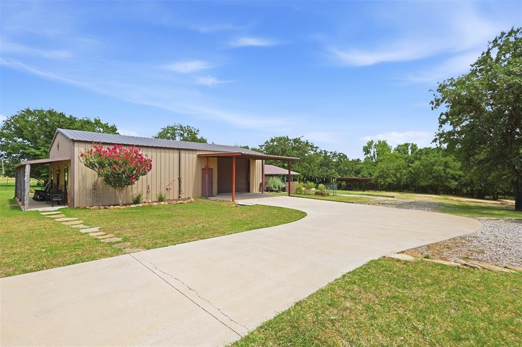 House in Weatherford, Texas, United States 2 - 18396273