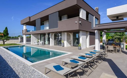 House in Krnica, Istria County, Croatia 1