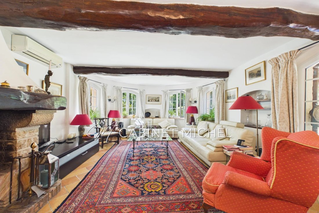 Villa in Nord, Roquefort-les-Pins, France 5 - 18391889