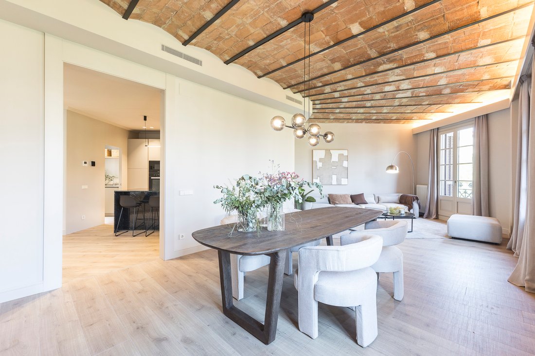 Apartment in Eixample, Barcelona, Spain 2 - 18394787
