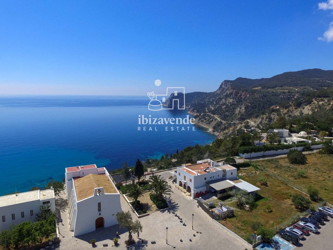 Villa in Sant Josep de sa Talaia, Balearic Islands, Spain 1 - 18390539