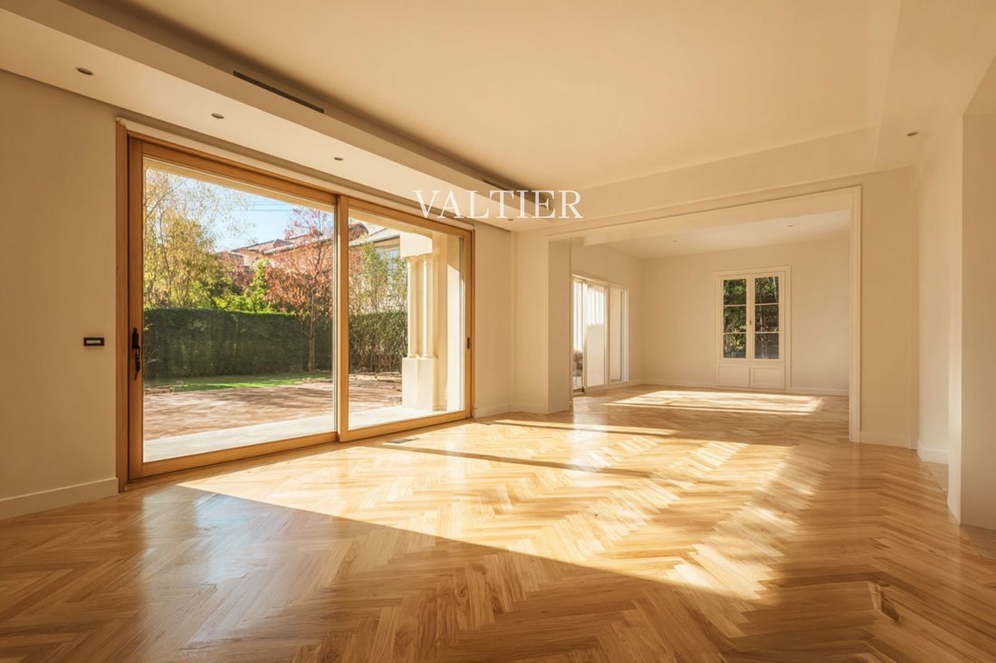 Chalet in Pozuelo de Alarcon, Comunidad de Madrid, Spain 3 - 18394411