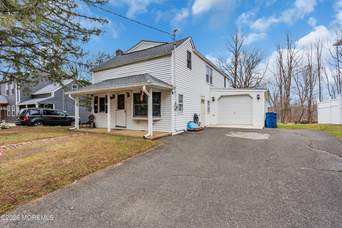 House in Colts Neck, New Jersey, United States 2 - 18394397