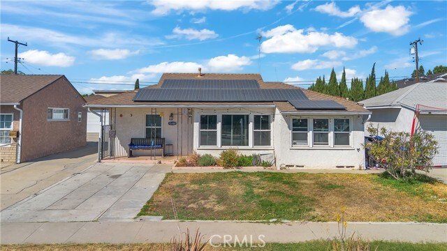 Norwalk, California, United States 4 - 18393196