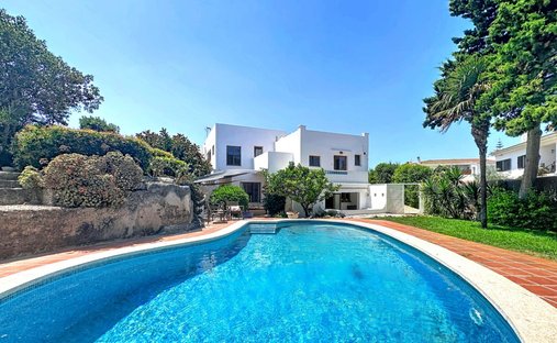 Villa in Es Castell, Balearische Inseln, Spanien 1