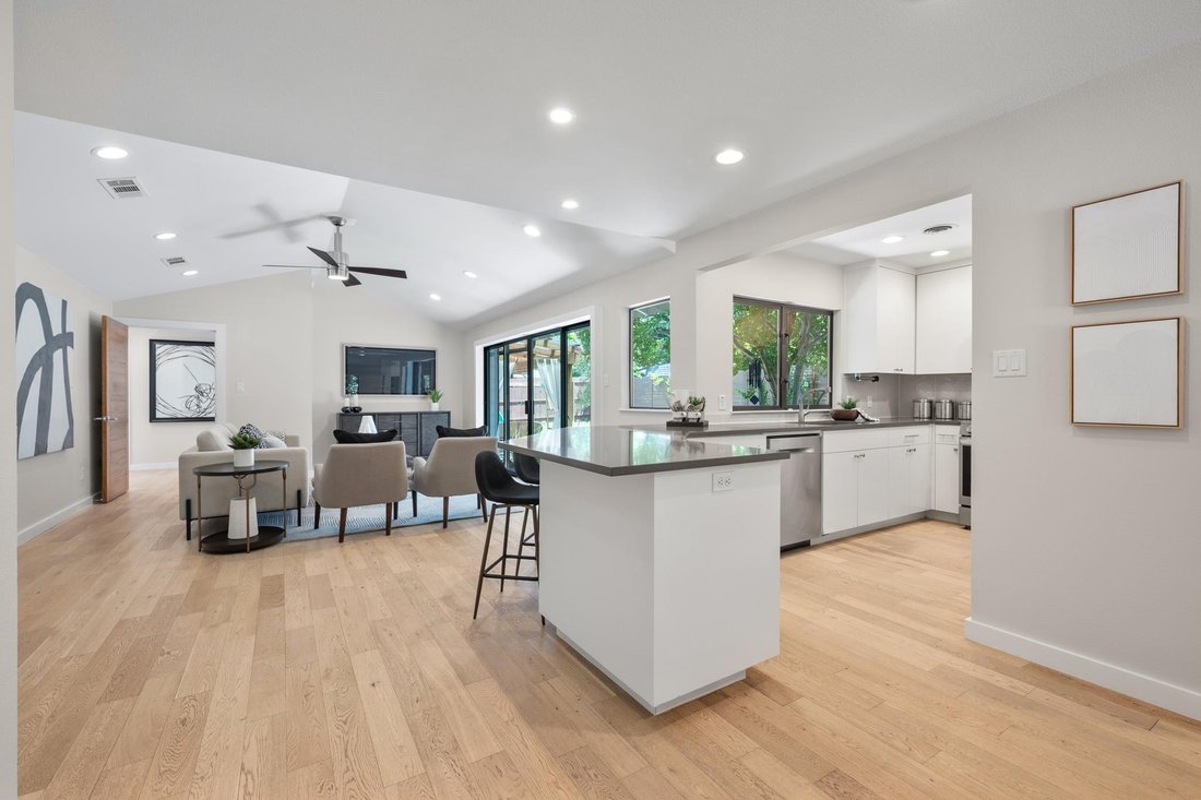 House in Austin, Texas, United States 1 - 18231988