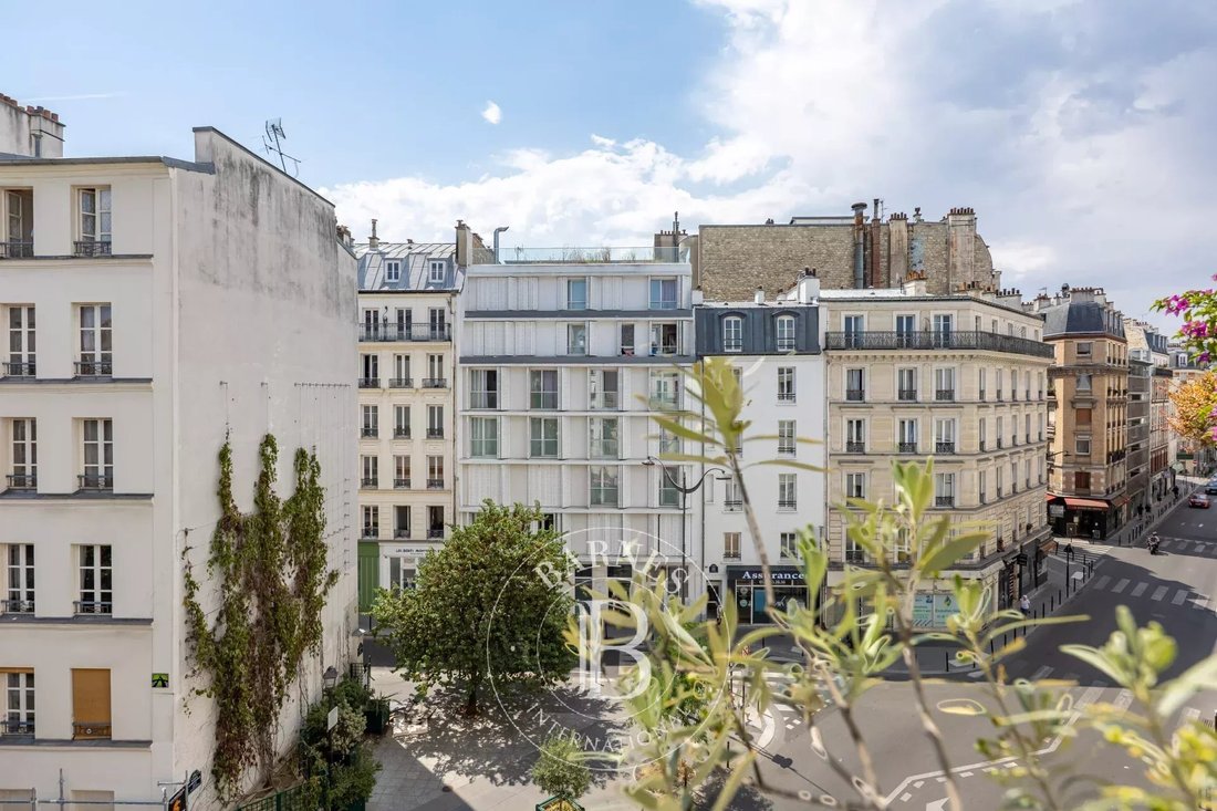 Apartment in La Fourche-Guy Môquet, Paris 17e Arrondissement, Paris 2 - 18392000