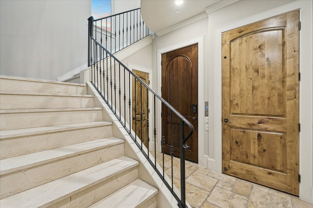 House in Houston, Texas, United States 5 - 16971746