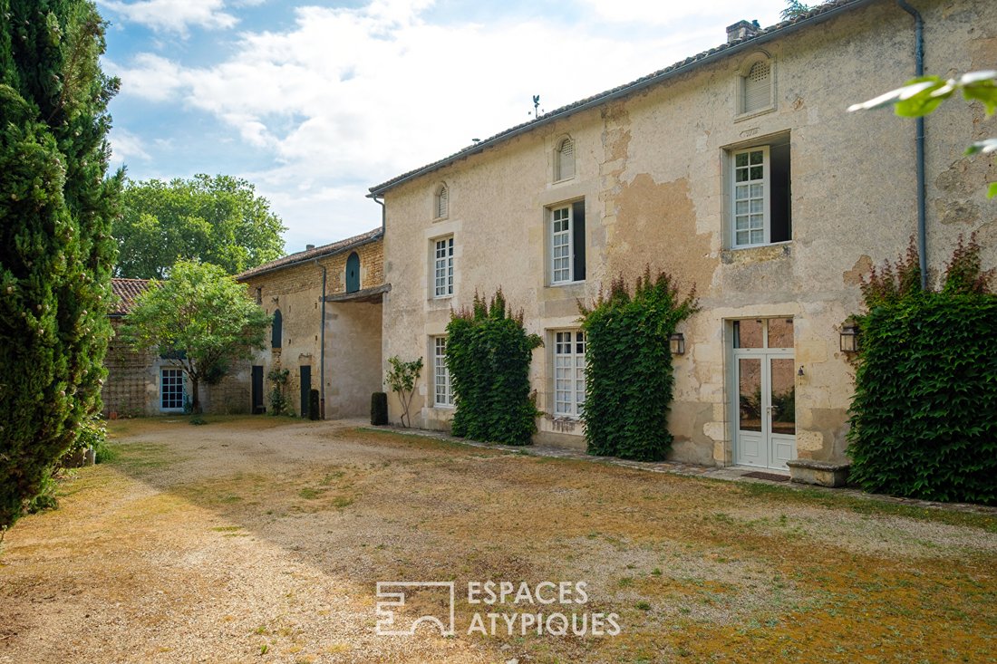 Villa in Vouillé, Nouvelle-Aquitaine, France 1 - 18397134
