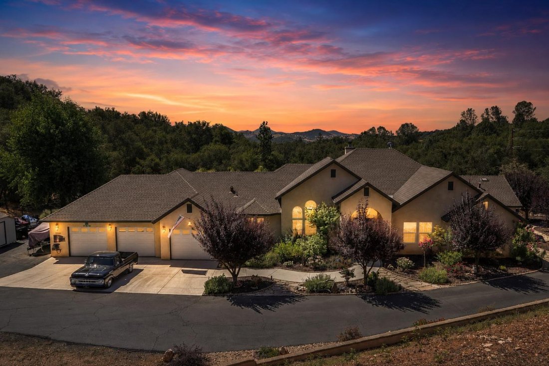 House in Sonora, California, United States 1 - 18395538