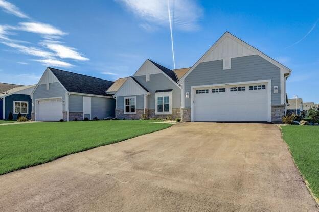 Condo in Okauchee Lake, Wisconsin, United States 1 - 18394262