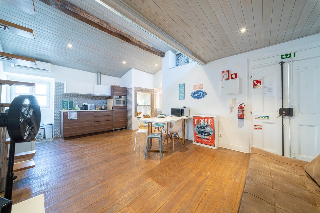 Apartment in Misericordia, Lisbon, Portugal 4 - 18396818