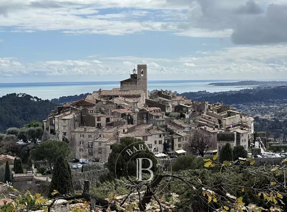 Villa in Saint-Paul-de-Vence, Provence-Alpes-Côte d'Azur, France 2 - 18392531