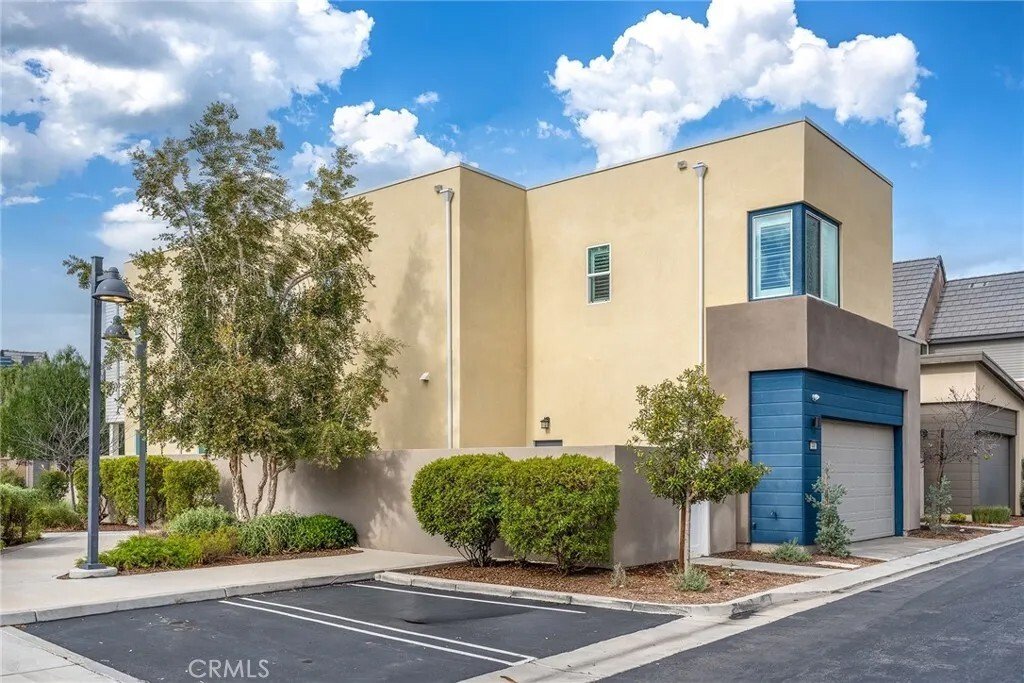Condo in Irvine, California, United States 4 - 18392211