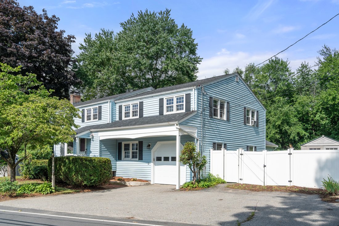 House in Burlington, Massachusetts, United States 3 - 18392995