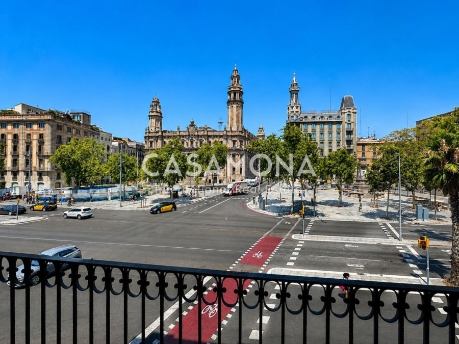 Apartment in Ciutat Vella, Barcelona, Spain 5 - 18394449