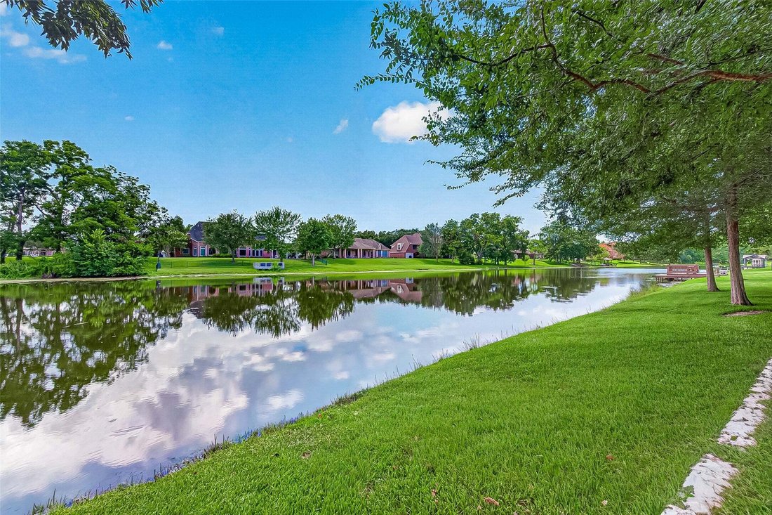 House in Fulshear, Texas, United States 2 - 18396920