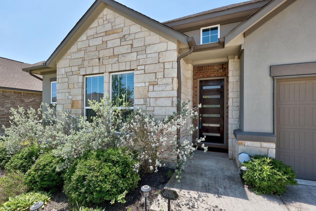 House in Pflugerville, Texas, United States 3 - 18391340