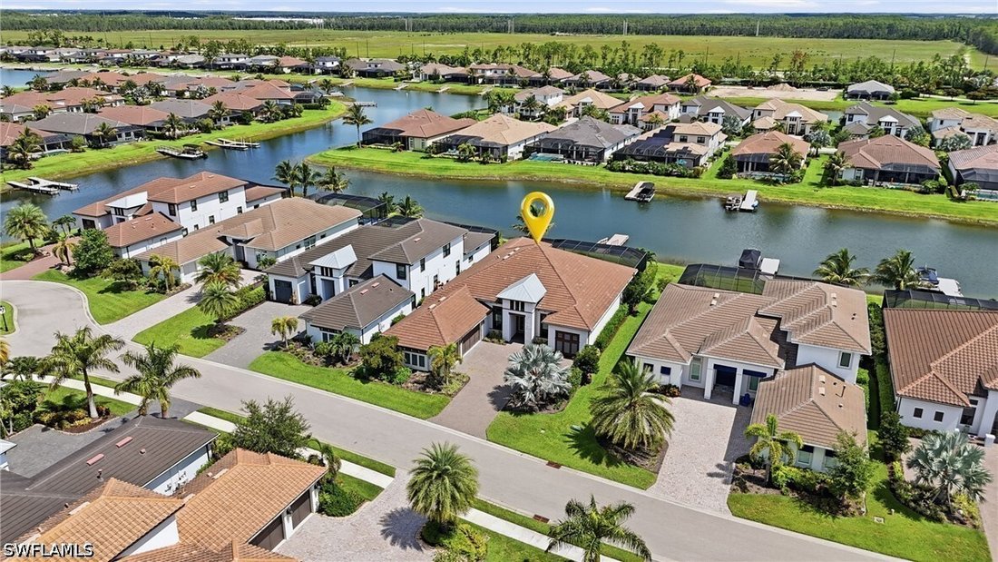 House in Miromar Lakes, Florida, United States 4 - 18395319