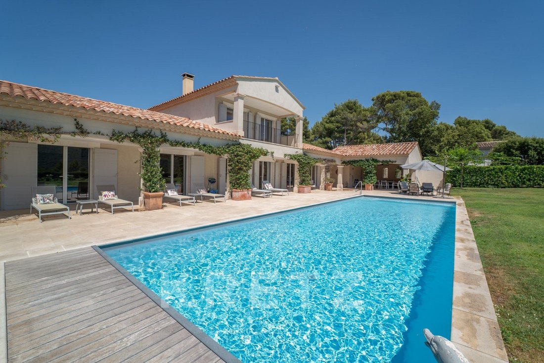 Villa à Ménerbes, Provence-Alpes-Côte d'Azur, France 4 - 18396711