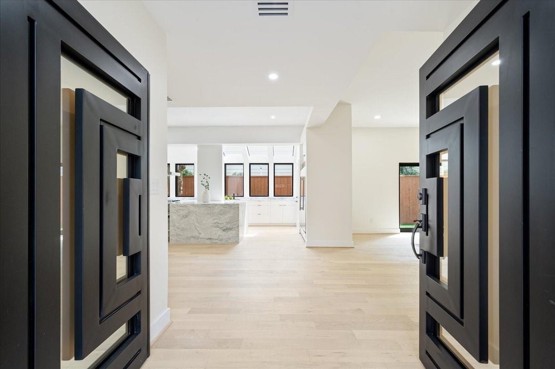 House in Houston, Texas, United States 4 - 18391777
