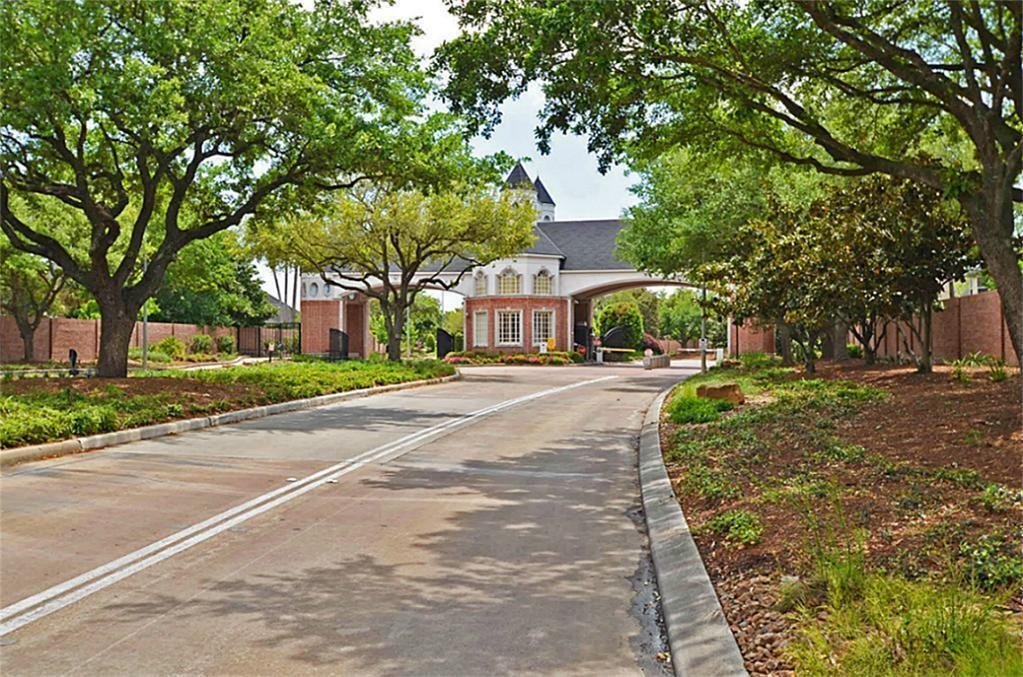 House in Houston, Texas, United States 3 - 18113679